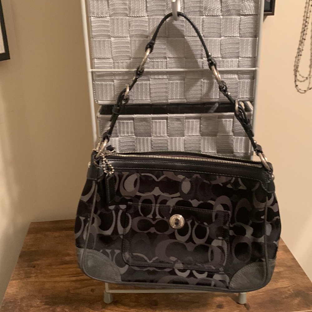 Coach signature C black and grey shoulder bag